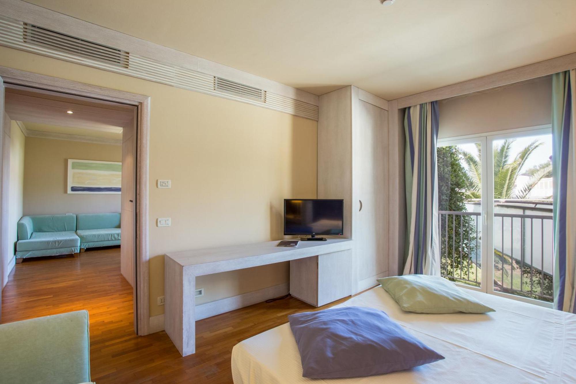 Junior Suite,733172128:JPEG